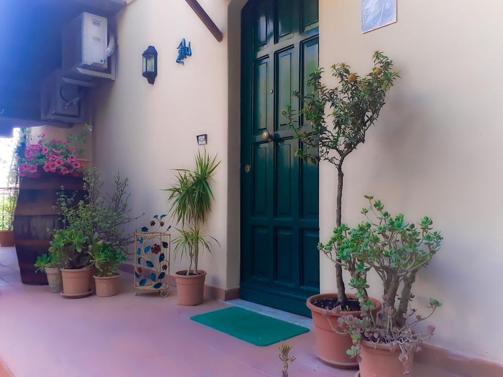 Bed And Breakfast Rosangela ตาออร์มินา ภายนอก รูปภาพ