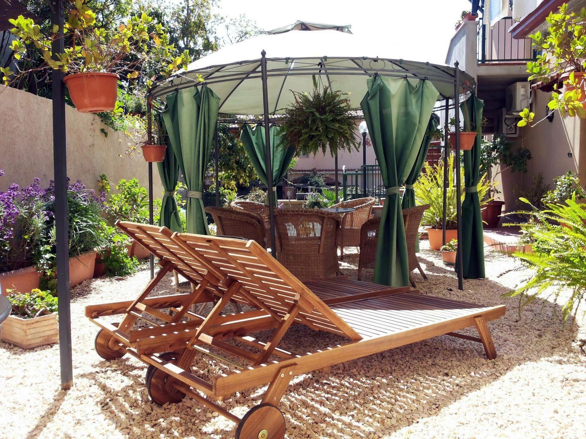 Bed And Breakfast Rosangela ตาออร์มินา ภายนอก รูปภาพ